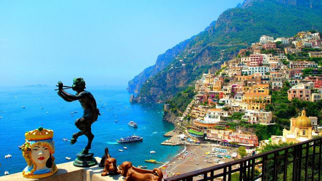 There are some spectacular views and great photo ops while overlooking the gorgeous town of Positano on the Amalfi Coast